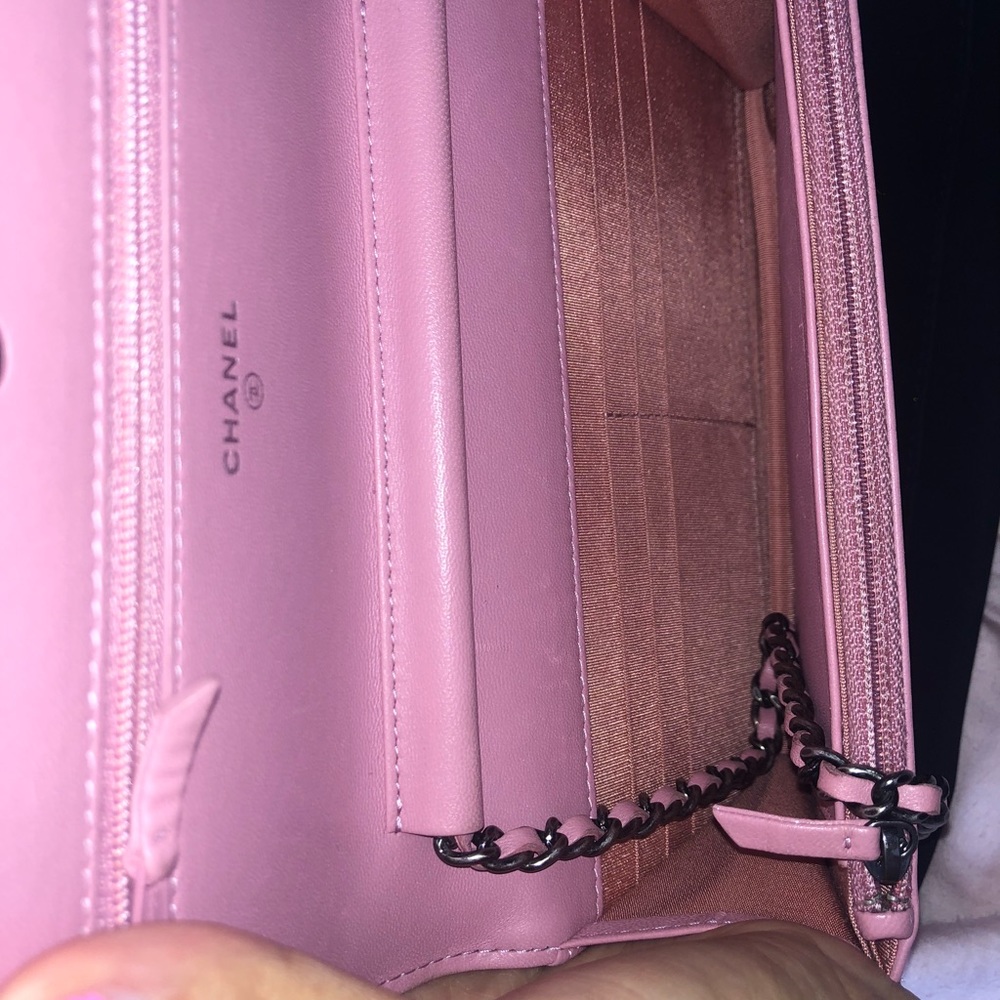 Chanel boybag wallet on a chain - Picture 4 of 5